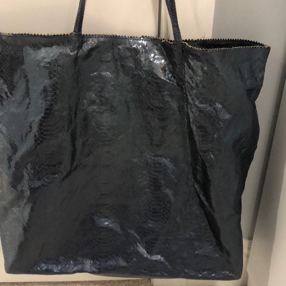 Snake pleather navy/gray tote by Carlos falchi - Picture 2 of 3